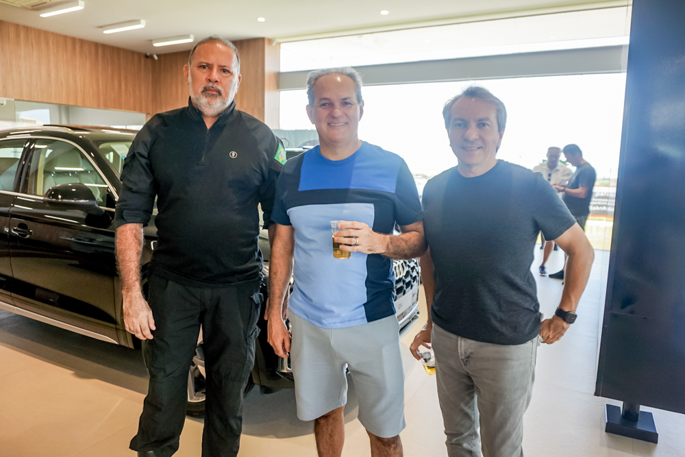 Weiber Vasconcelos, Roney Vasconcelos E Tulio Freitas