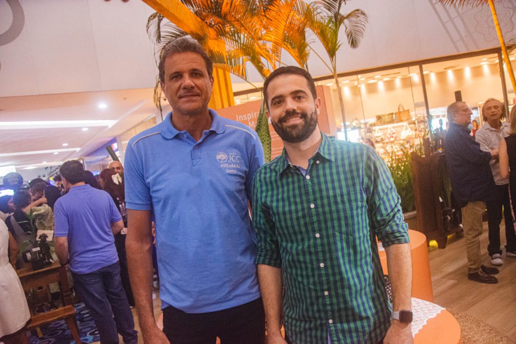 Welington Oliveira E Falber Cafe