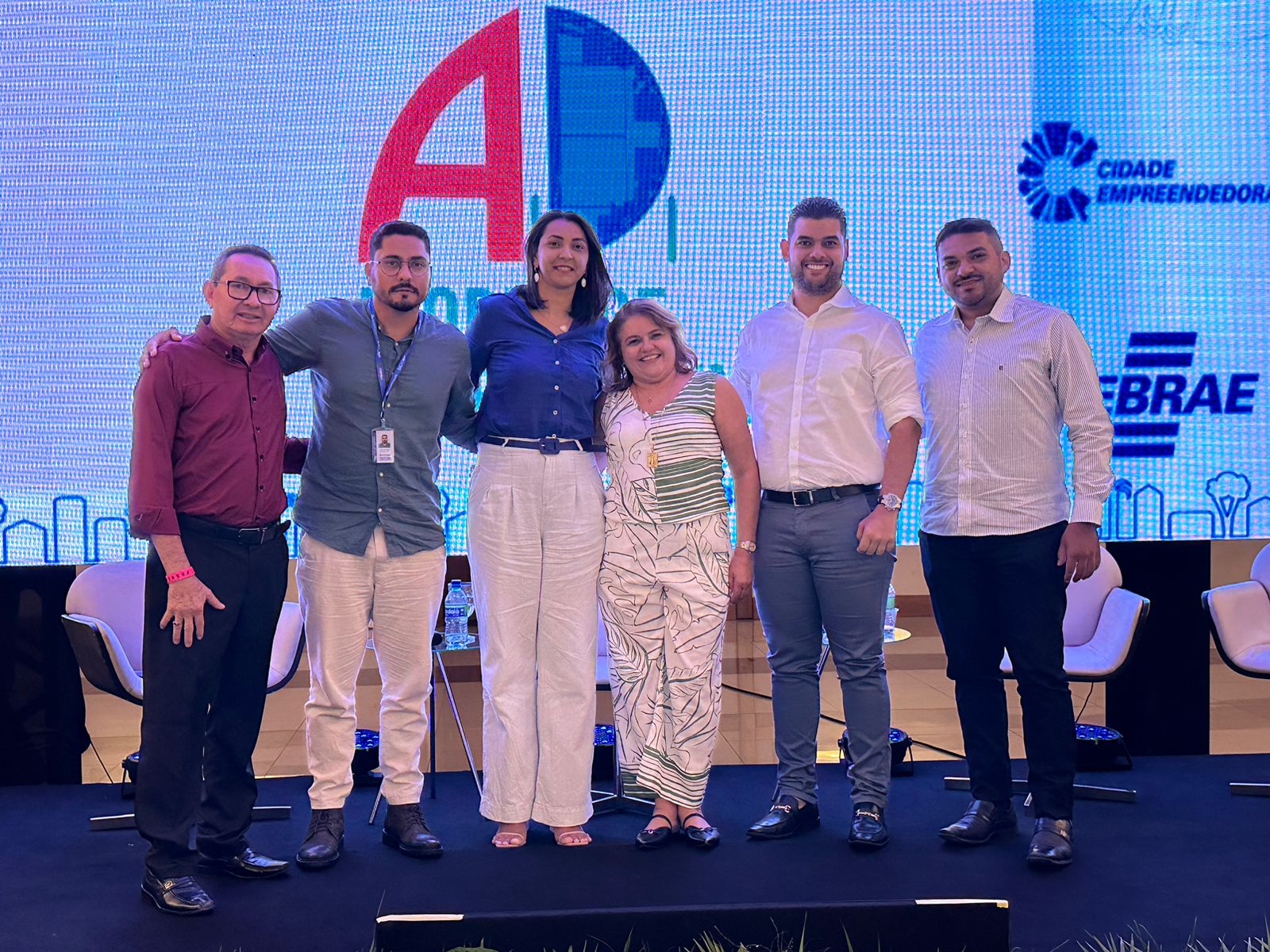 Davi Benevides recebe ‘Selo Diamante do Sebrae’ por desempenho da Sala do Empreendedor de Redenção