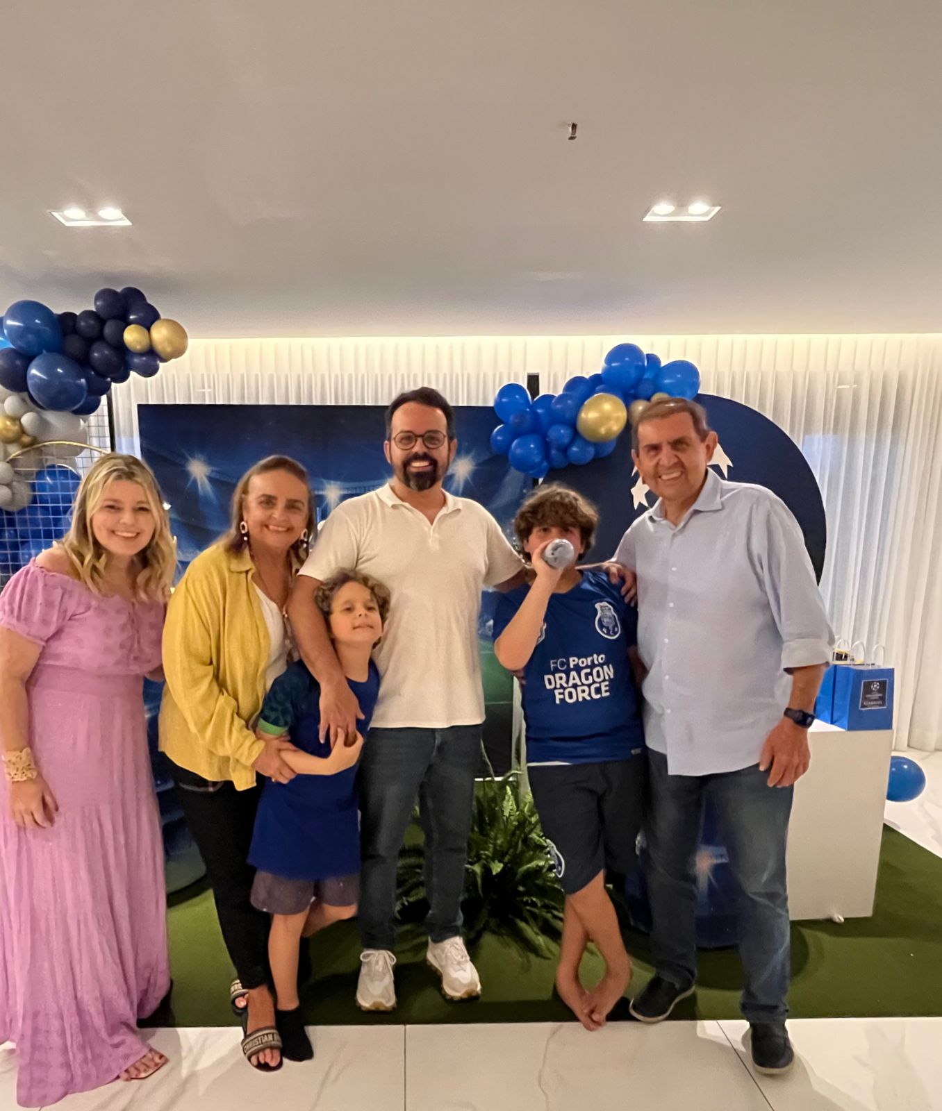 Família Sampaio comemora o aniversário do pequeno Gabriel com uma animada tarde de futebol