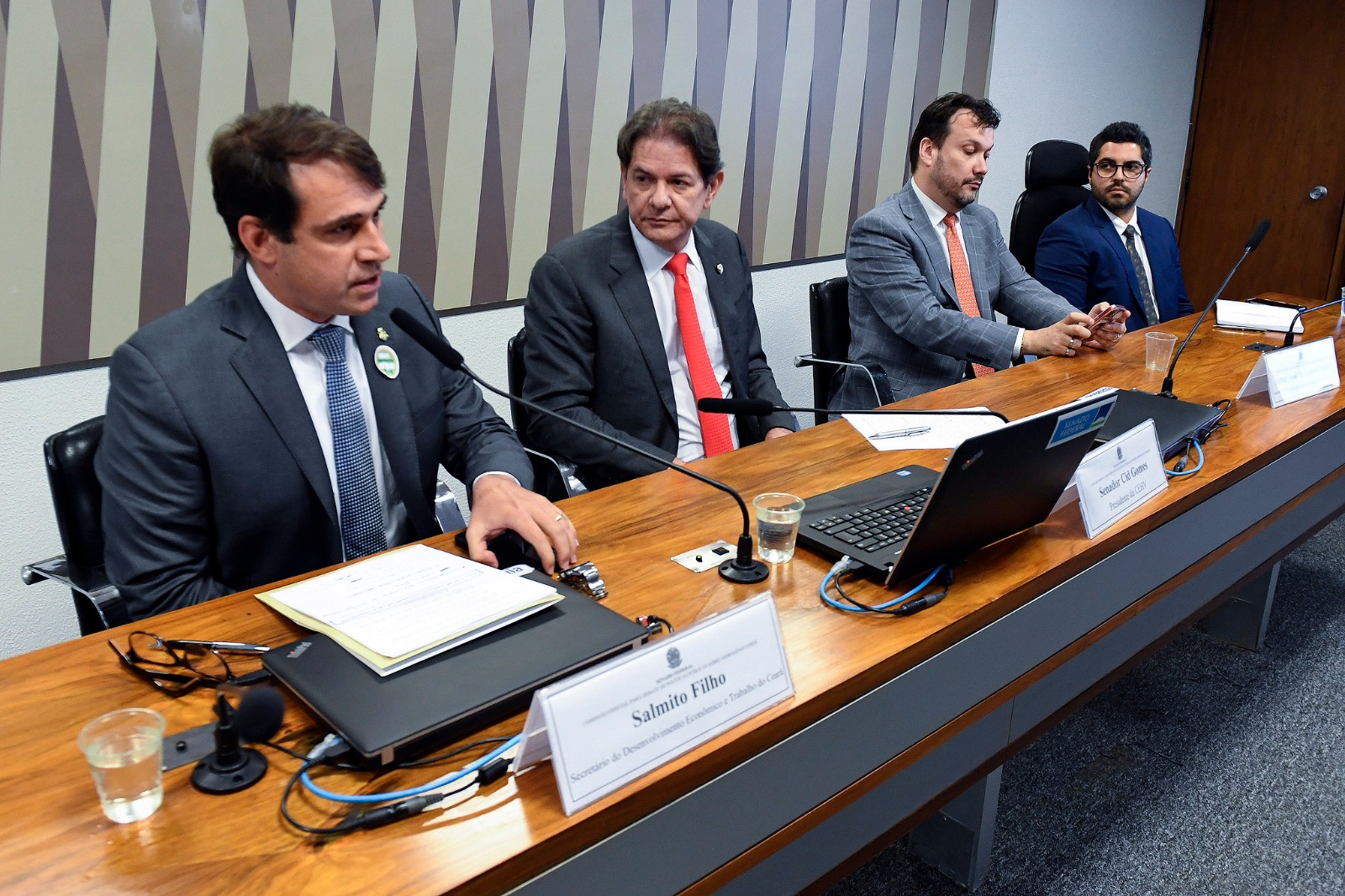 “O Brasil nao pode perder competitividade ”, diz Salmito Filho sobre projetos de Hidrogênio Verde no País