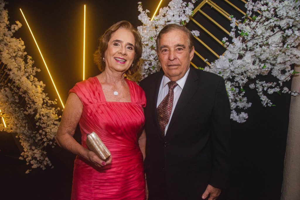 Zena E Claudio Targino