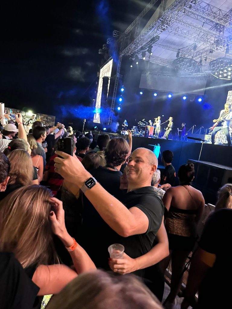 
				Show do Titãs 
				