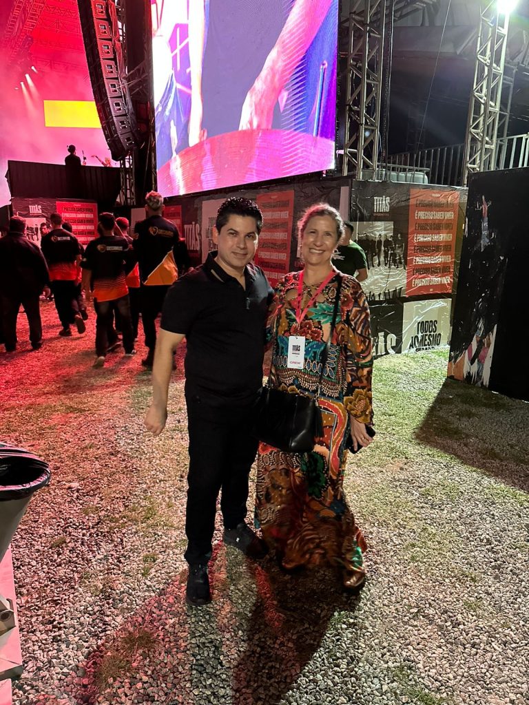 
				Show do Titãs 
				
