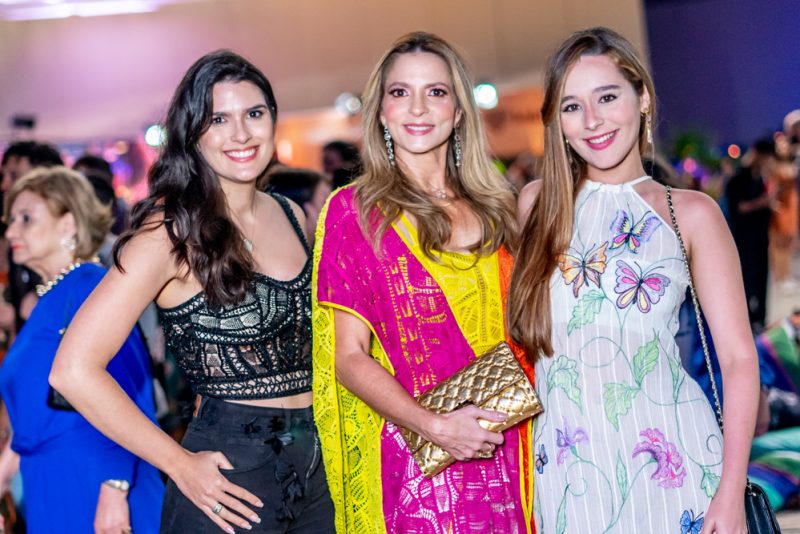 Em Movimento - Terceiro dia do DFB Festival encanta o público com desfiles regionais e inspiradores