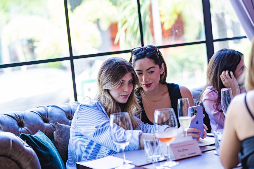 Ana Laura Gomes E Bruna Levy (2)