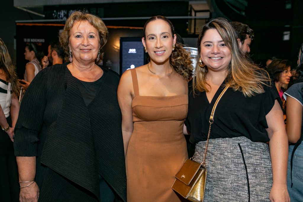 Anete De Castro, Sasha Reeves E Karla Rodrigues (1)