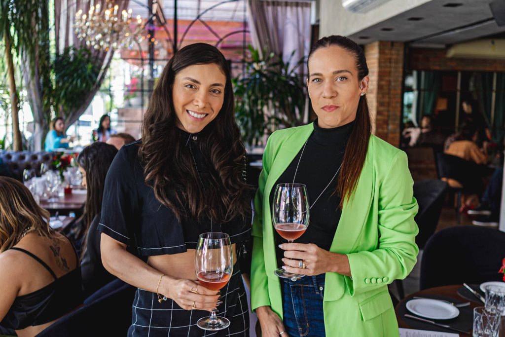 Bruna Braga E Jullyanne Carvalho