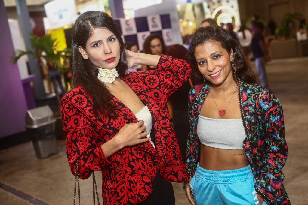 Bruna Nogueira E Larissa De Almeida