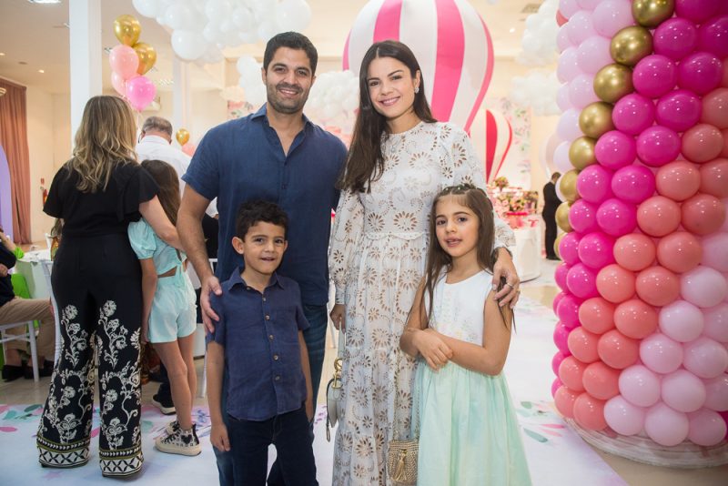 Mundo mágico - Liliane e Alexandre Meira celebram o 10º aniversário da herdeira Ana Letícia