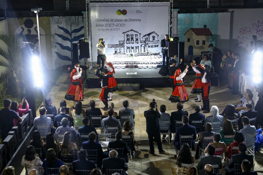 Camara Brasil Portugal (11)