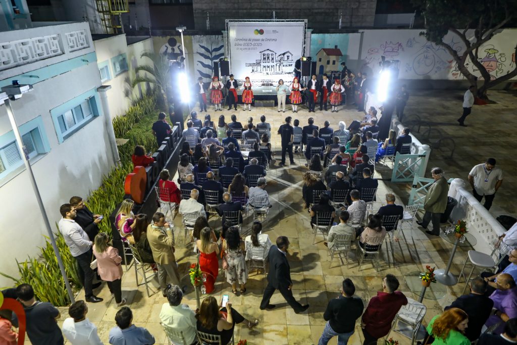 Camara Brasil Portugal (8)