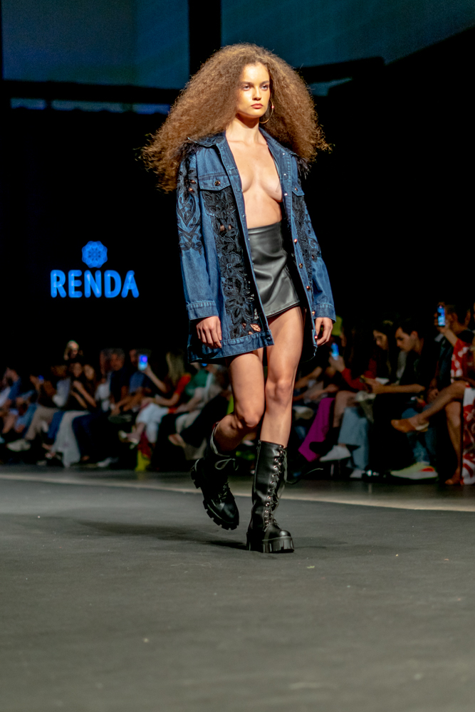 Coleção Maria Vai Com As Outras Da RendÁ (117)