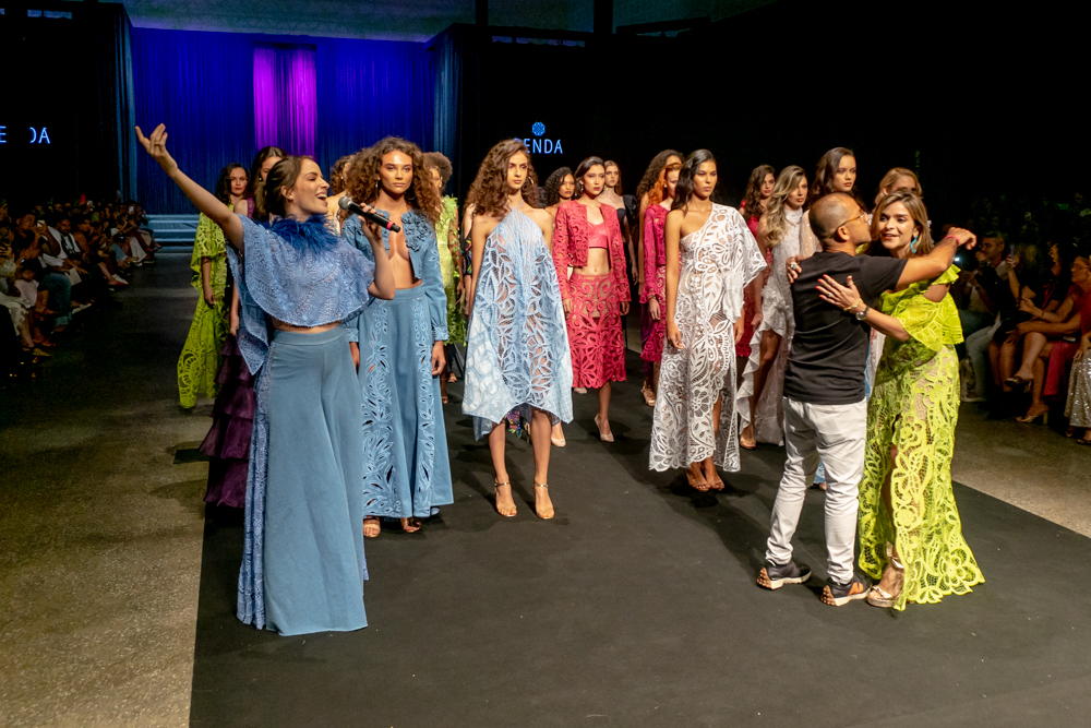 Coleção Maria Vai Com As Outras Da RendÁ (187)