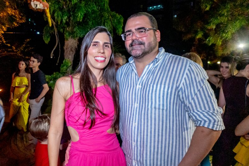 Rá-tim-bum - Claudiana e Rodrigo Loureiro festejam o primeiro aninho do herdeiro Rodrigo