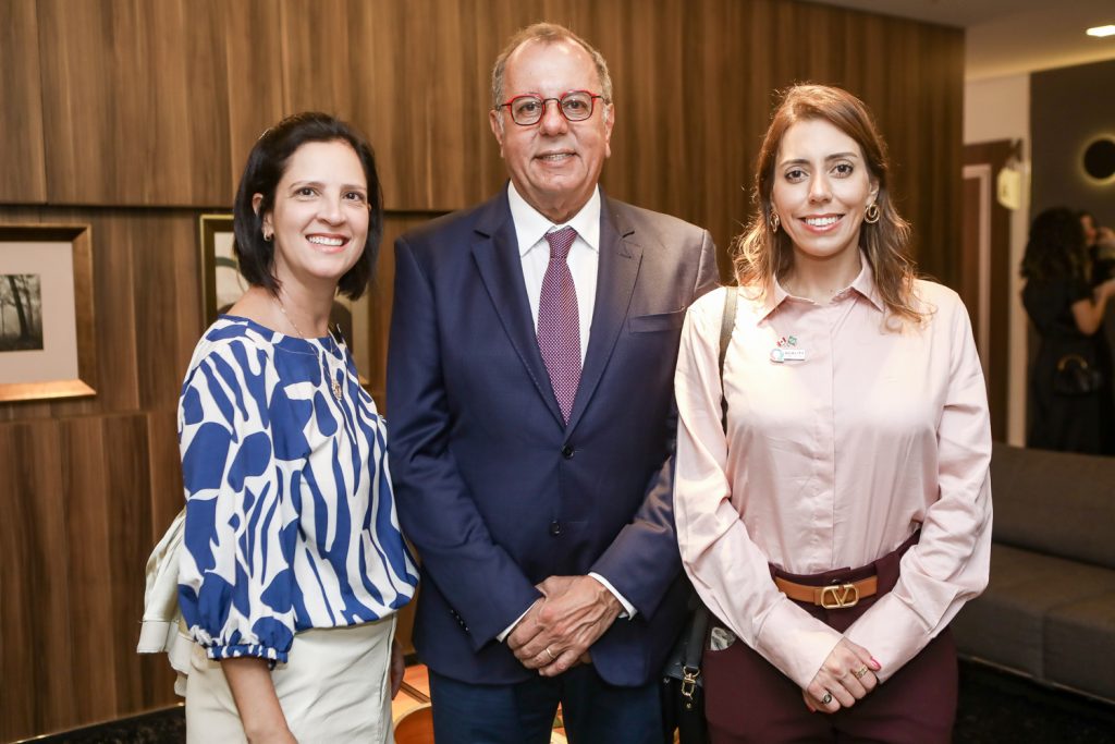 Daniela, Rubens E Camila Covelo