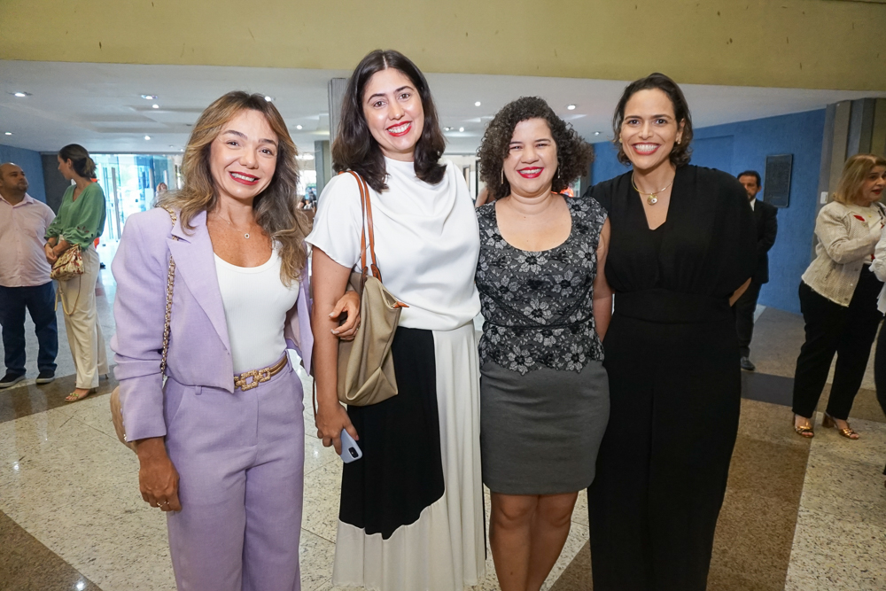 Danielle Coimbra, Milena Auip, Eugênia Cabral E Carol