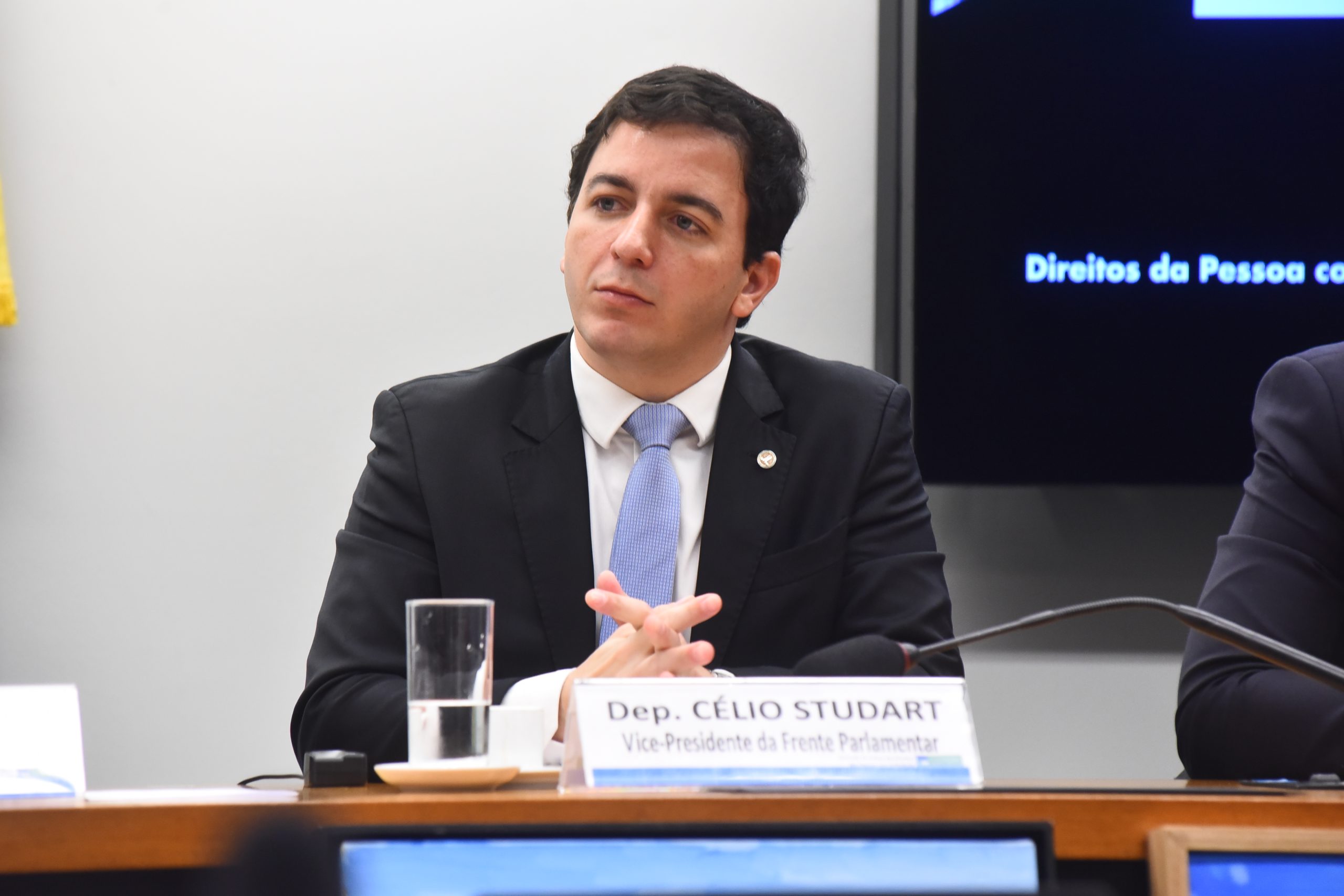 Célio assume vice-presidência da Frente Parlamentar em Proteção às Pessoas com Autismo