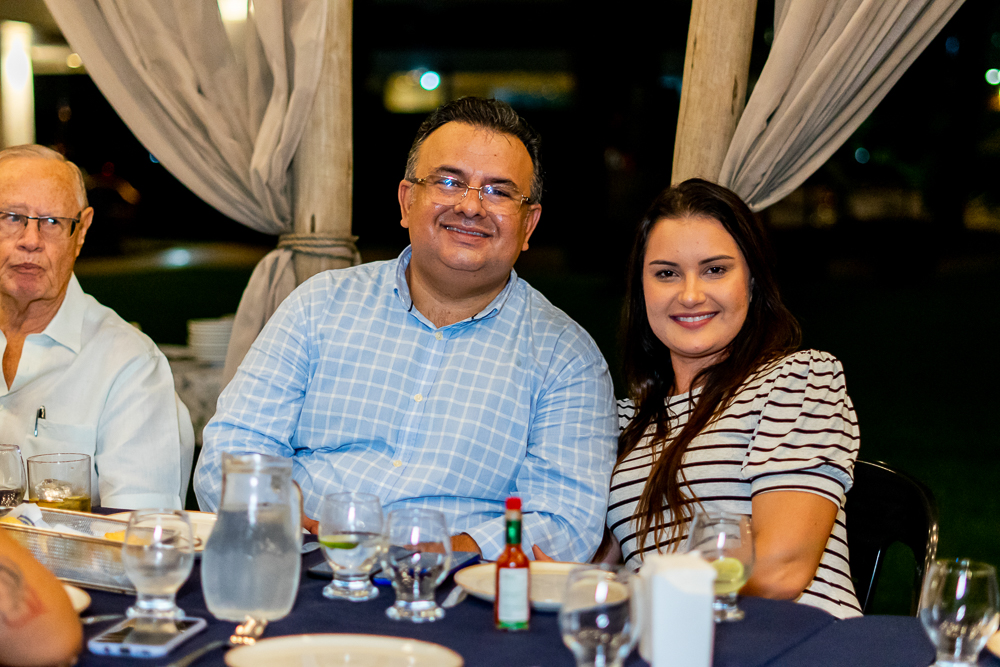 Edil E Caline Cavalcante