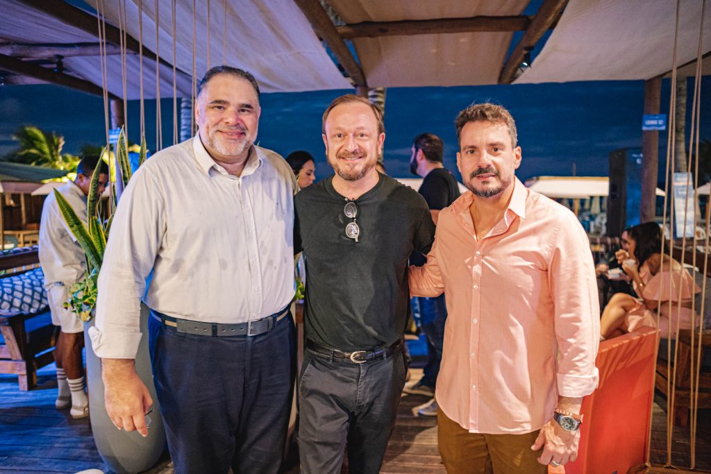 Edsoon Ferreira, Francois Hautekeur E Miquel Dias