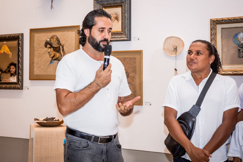 Arte e cultura - Artista cearense Demeilson Ferreira apresenta exposição “Arte da Terra” no Hotel Sonata de Iracema