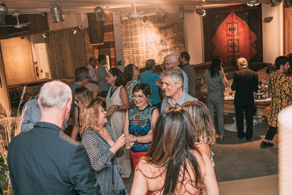 Exposicao Emocoes Em Cores De Cesar Fiuza (10)