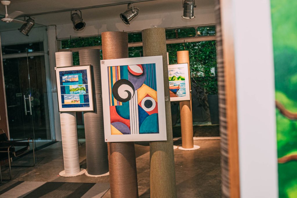 Exposicao Emocoes Em Cores De Cesar Fiuza (5)