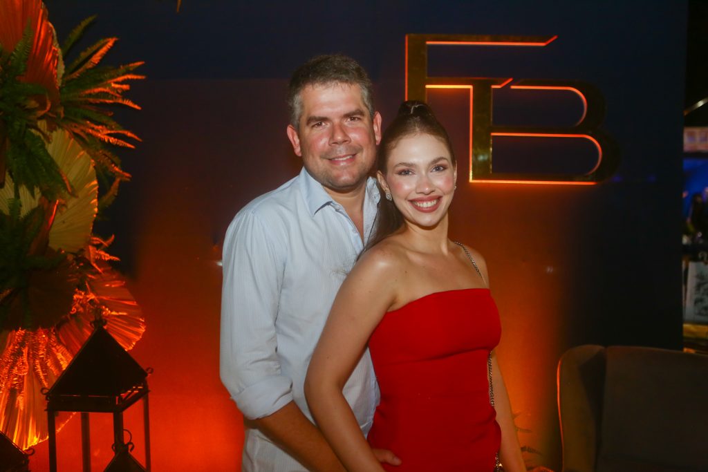 Fabio E Beatriz Zach