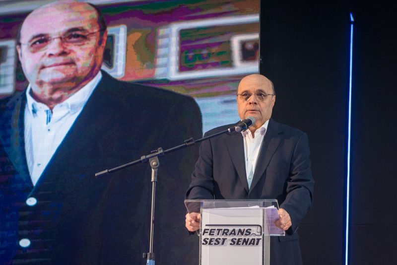 Troféu PMQA - Fetrans realiza cerimônia de entrega do 20º Prêmio Melhoria da Qualidade do Ar