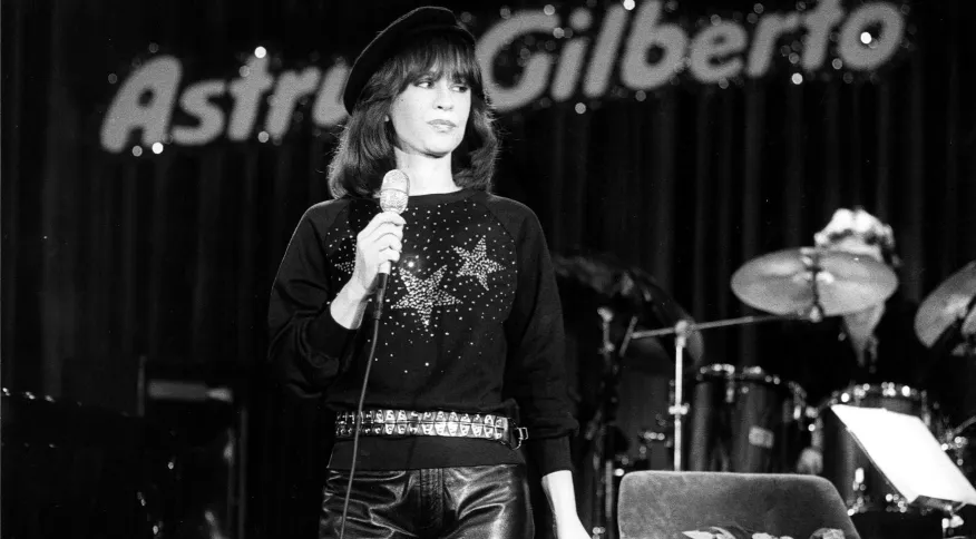 Astrud Gilberto, umas das principais vozes da bossa nova, morre aos 83 anos