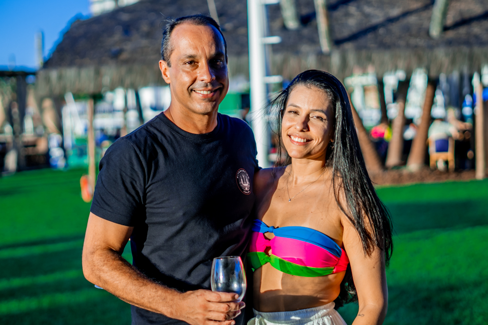 Gustavo Oliveira E Angelica Farias