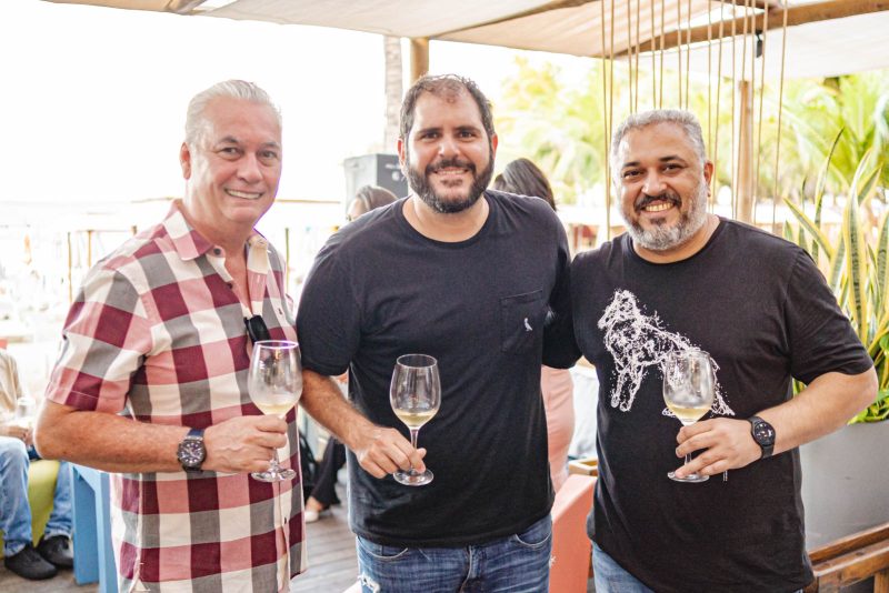 Whispering Angel - Seu Domingo Beach Club recebe François Hautekeur em evento exclusivo