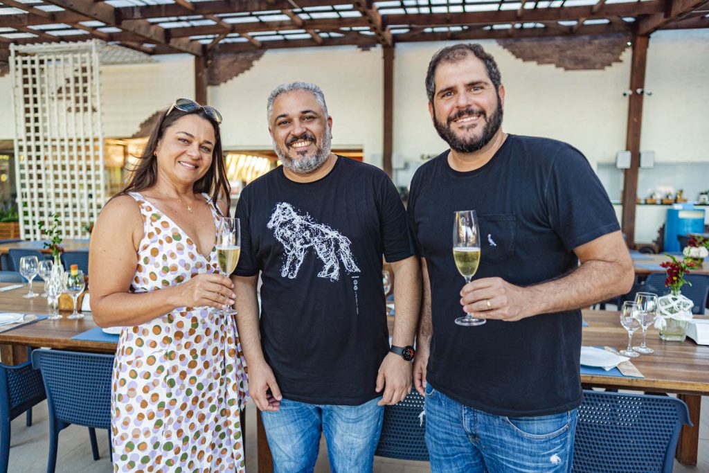 Jussara Biaque, Roger Alves E Eduardo Castelao