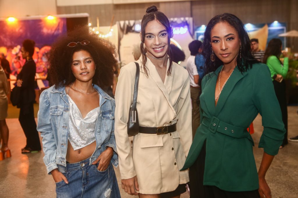 Larissa Soares, Nicolas Bredley E Janaina Paulino