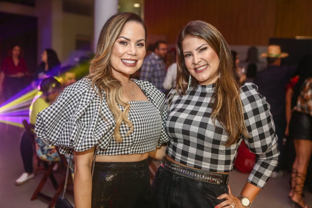 Lea Lopes E Renata Linhares (1)