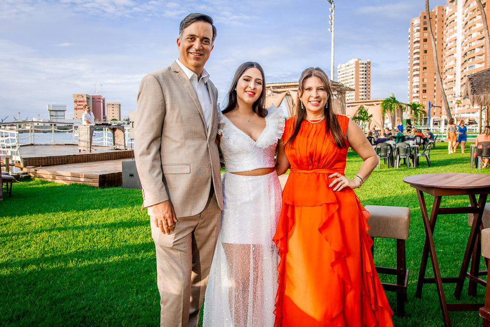 Leandro Chaves, Elize E Eveline Rêgo
