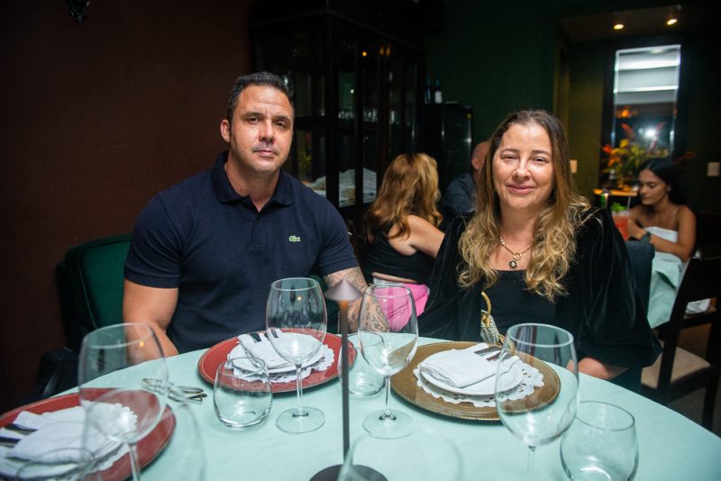 Homenagem especial - Giovana Bezerra realiza tributo a Rita Lee e dá um show de interpretação no palco do Caravaggio