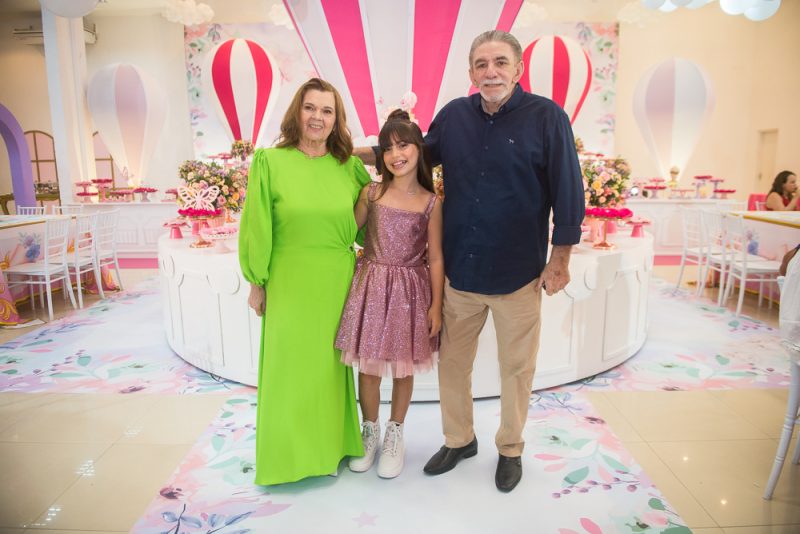 Mundo mágico - Liliane e Alexandre Meira celebram o 10º aniversário da herdeira Ana Letícia