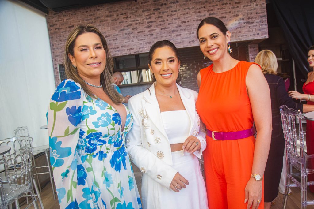 Luciana Monteiro, Janaina Oliveira E Claudia Camille