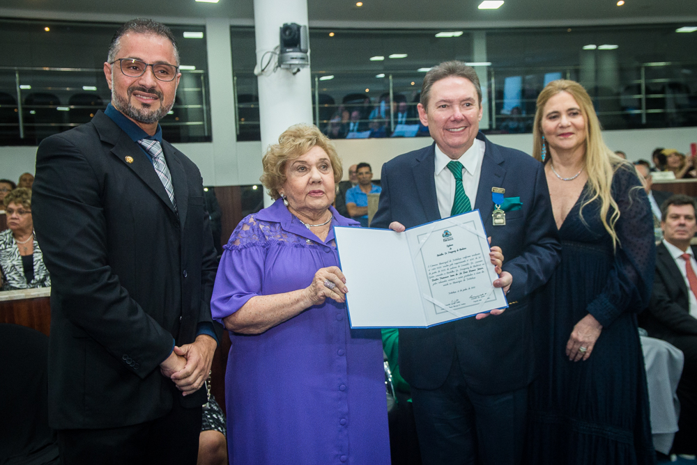 Luciano Girão, Consuelo Dias Branco, Ivens Dias Branco Jr E Morgana Dias Branco (47)