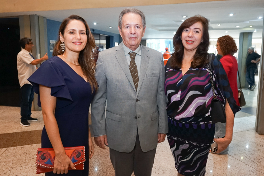 Manoela Queiroz Bacelar, Claudio Rocha E Gina Pompeu