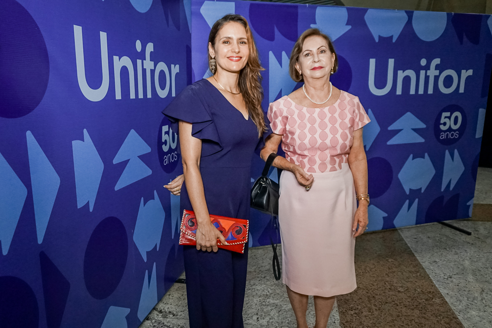 Manoela Queiroz Bacelar E Fátima Veras