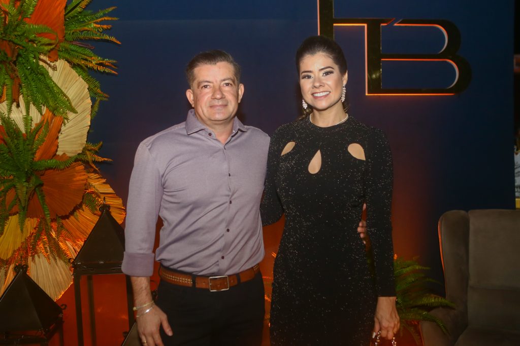 Marcio Fabio Serra E Rebeca Façanha