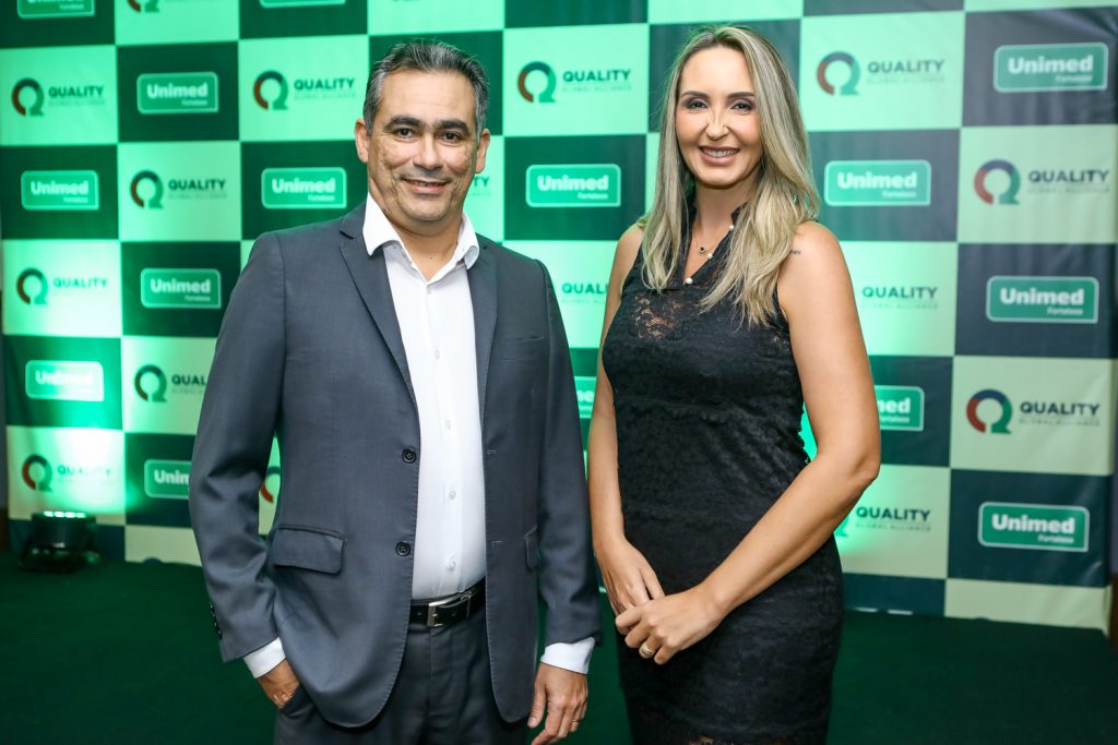 Marcos Aragao E Fernanda Coleares (2)