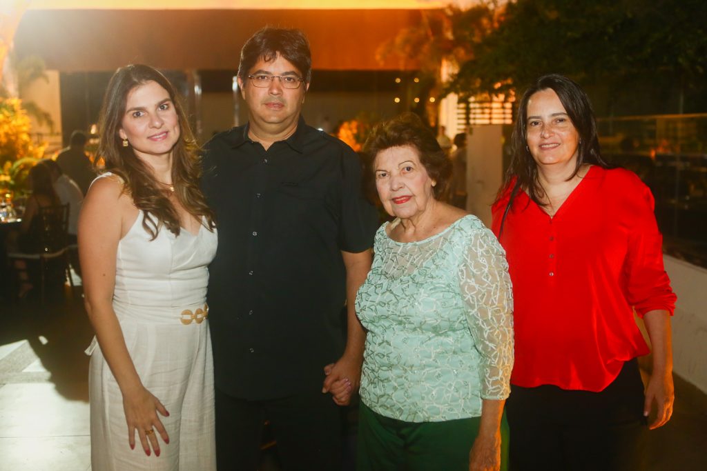 Marilia Meireles, Artur Costa, Margarida Barreira E Ana Paula Barreira (1)