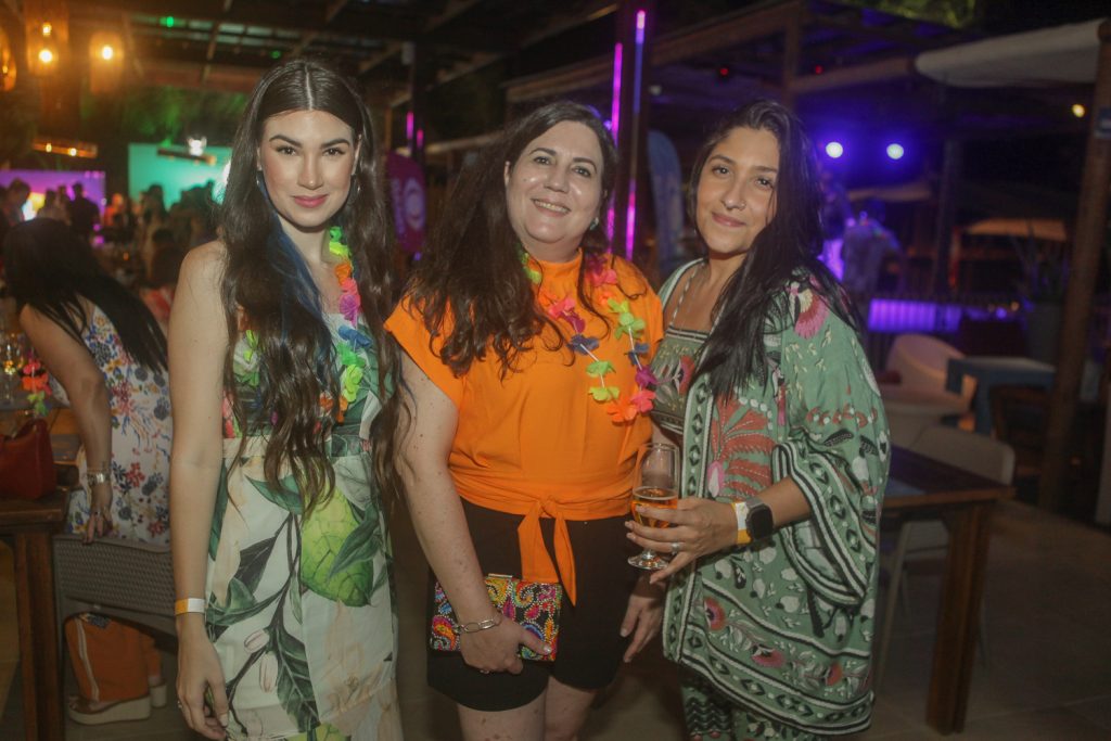 Naiara Barroso, Sivana Torres E Vivian Marocci