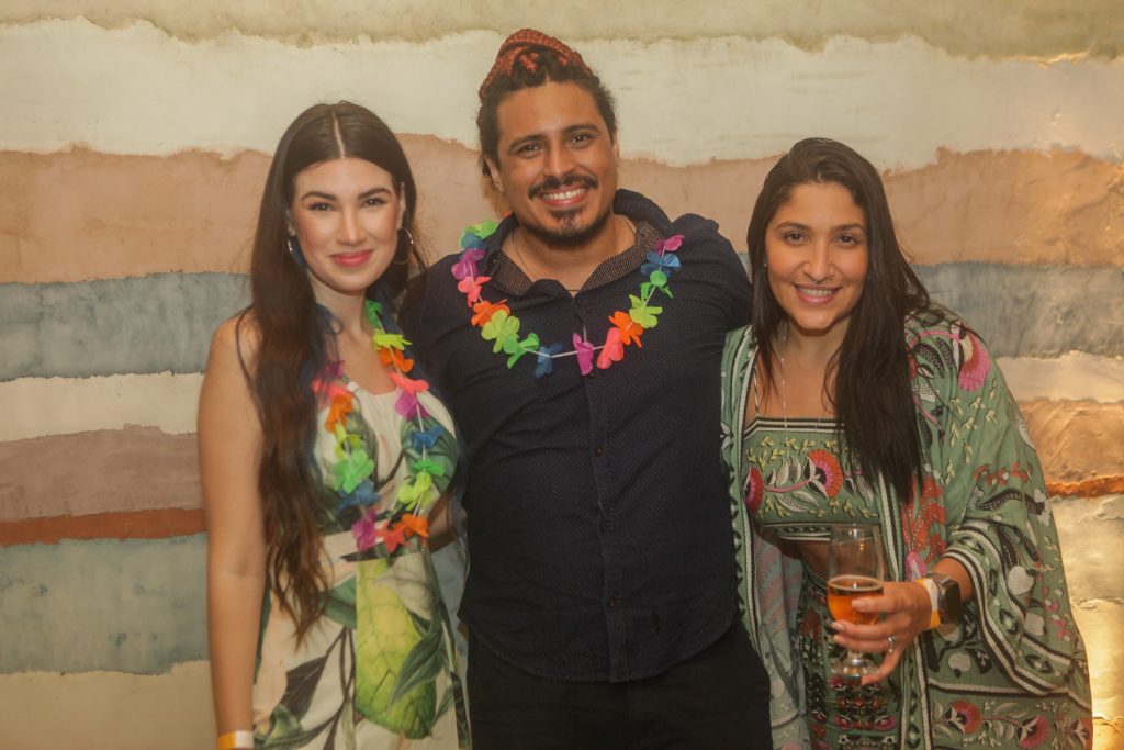 Naiara Barroso,lucas Vieira E Vivian Marocci