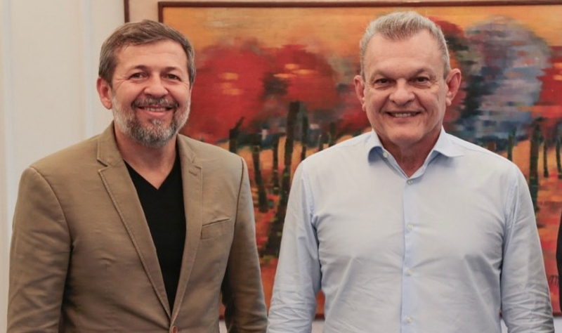 Ao lado de Élcio, Sarto anuncia primeiro concurso da história do Iplanfor