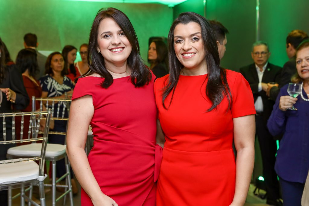 Paula Queiroz E Diná Braga