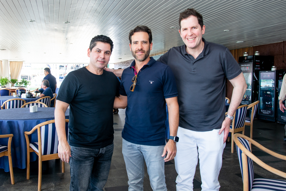 Pompeu Vasconcelos, André Pontes E Rodrigo Carneiro (2)